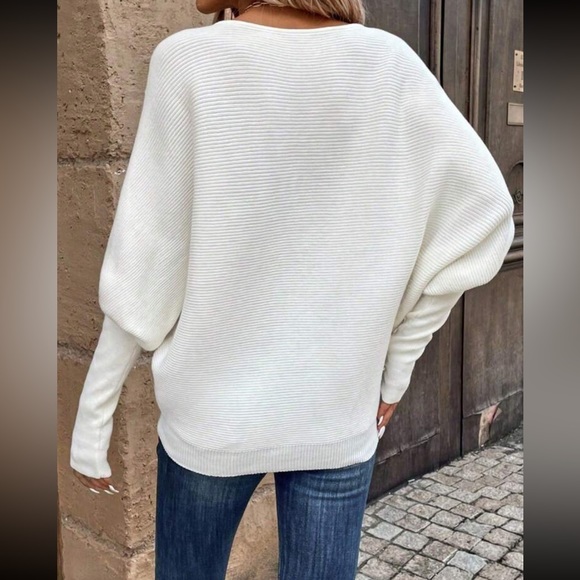 Elegant Classic Solid Batwing Sleeve V Neck Sweater Top - Picture 2 of 4